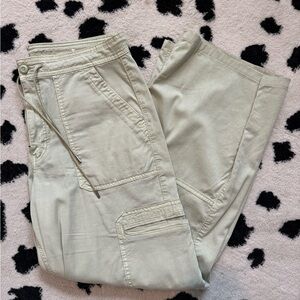 COPY - Women’s size 12 short American Eagle Dreamy Drape Olive Green Cargo Pants